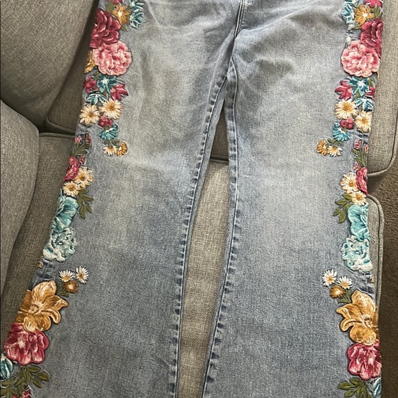 Free people embroidered flare leg jeans new - Picture 2 of 5